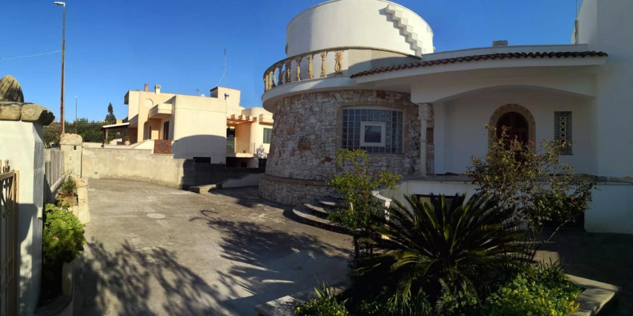 Hotel Casa Vacanza D'Arte Salentina Specchia Exterior foto