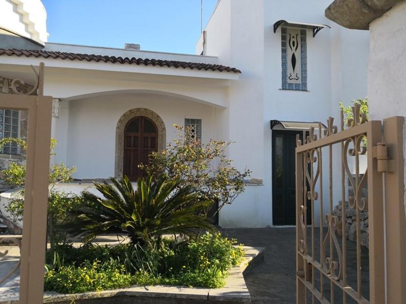 Hotel Casa Vacanza D'Arte Salentina Specchia Exterior foto